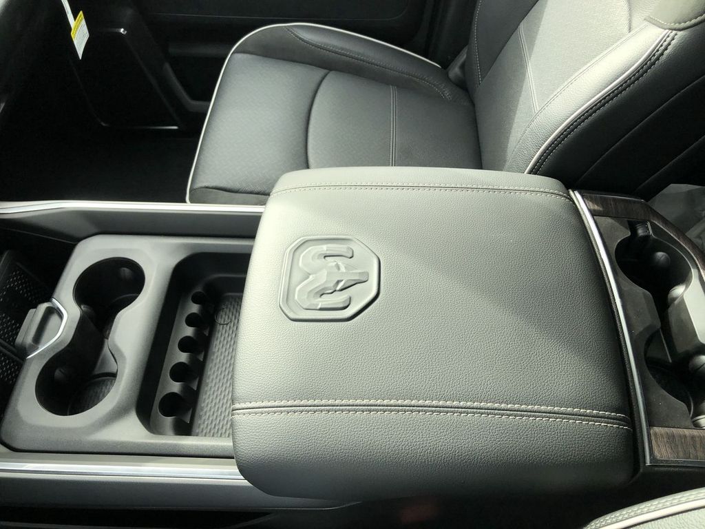 2026 RAM 2500 Laramie - Photo 25