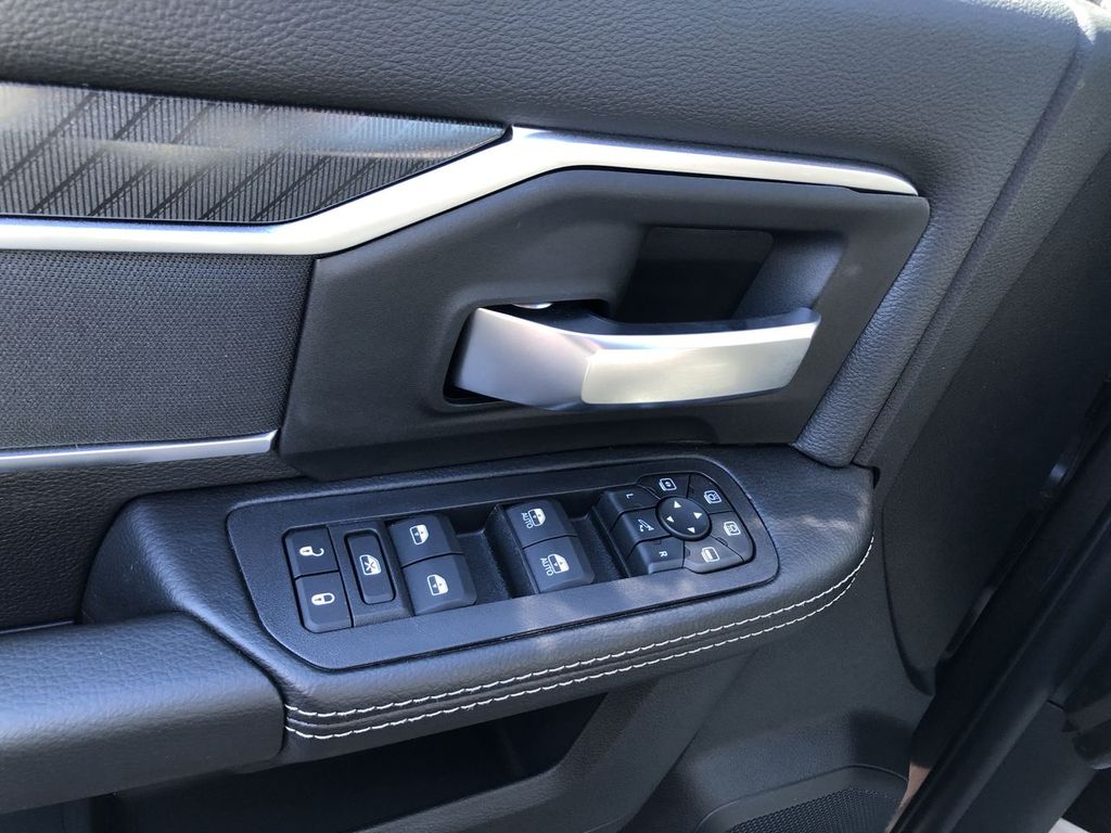 2026 RAM 2500 Big Horn - Photo 12