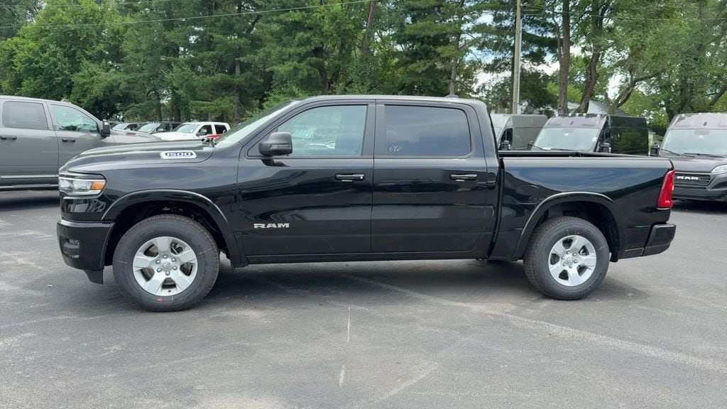 New 2026 Ram 1500 BIG HORN CREW CAB 4X4 5'7 BOX Pickup