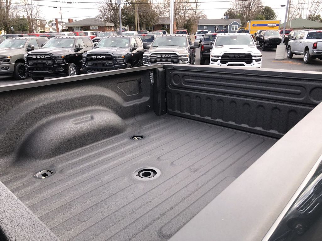 2026 RAM 2500 Laramie - Photo 17