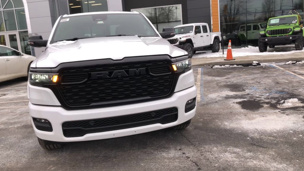 New 2026 Ram 1500 BIG HORN CREW CAB 4X4 5'7 BOX Pickup