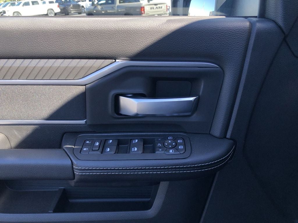 2026 RAM 2500 Big Horn - Photo 20