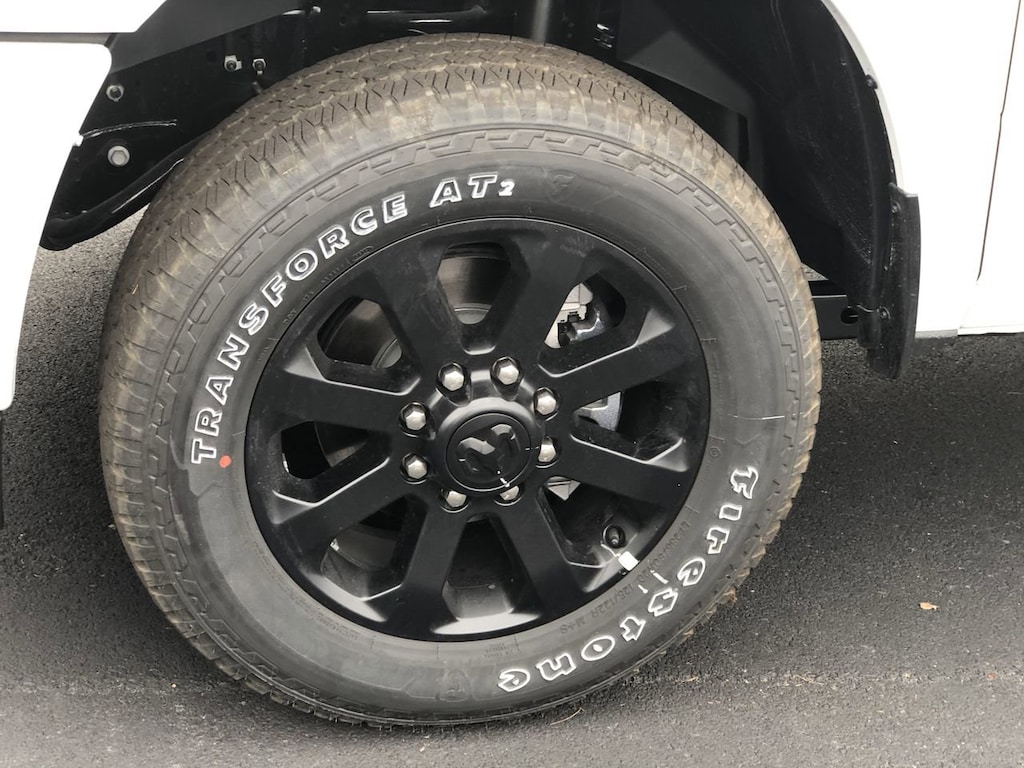 New 2026 Ram 2500 BIG HORN CREW CAB 4X4 6'4 BOX Pickup