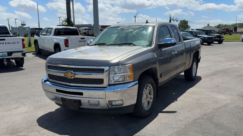 Used 2013 Chevrolet Silverado 1500 LT with VIN 1GCRCSE08DZ340534 for sale in Danville, KY
