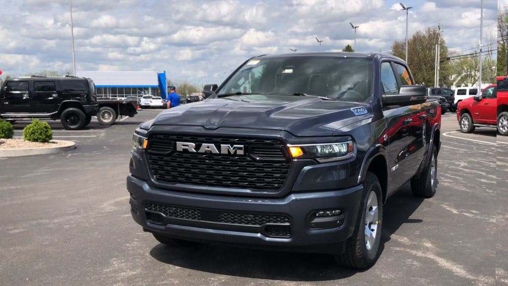 New 2026 Ram 1500 BIG HORN CREW CAB 4X4 5'7 BOX Pickup