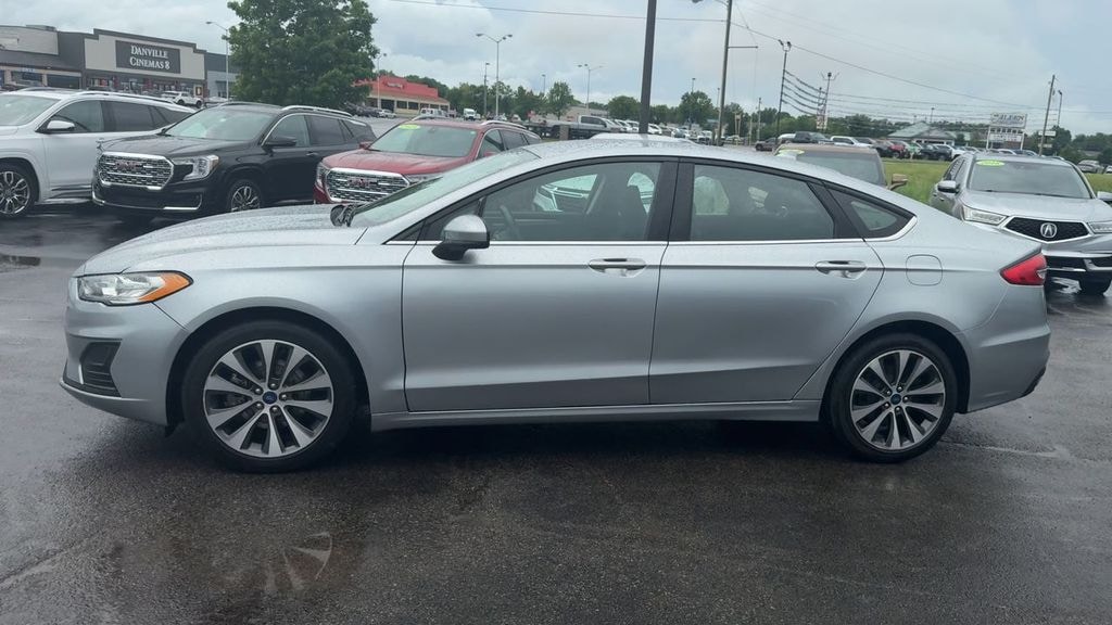 Used 2020 Ford Fusion SE Sedan