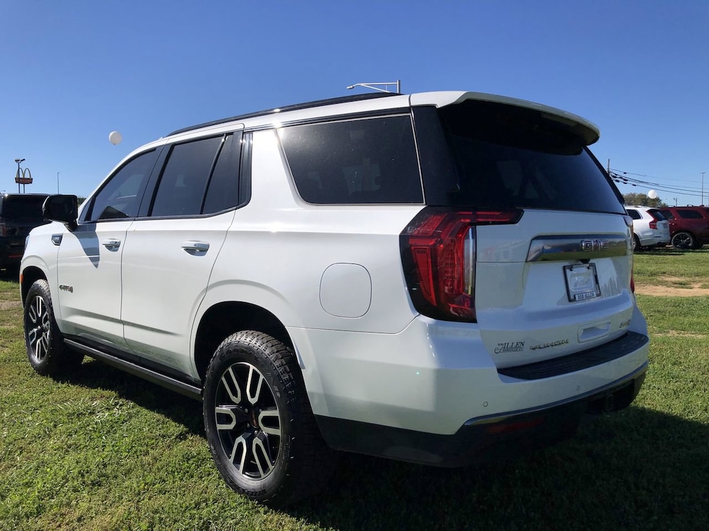 Used 2023 GMC Yukon AT4 SUV