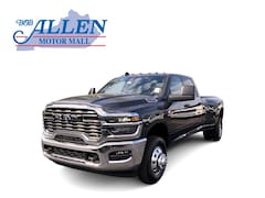 2026 Ram 3500 TRADESMAN CREW CAB 4X4 8' BOX Pickup