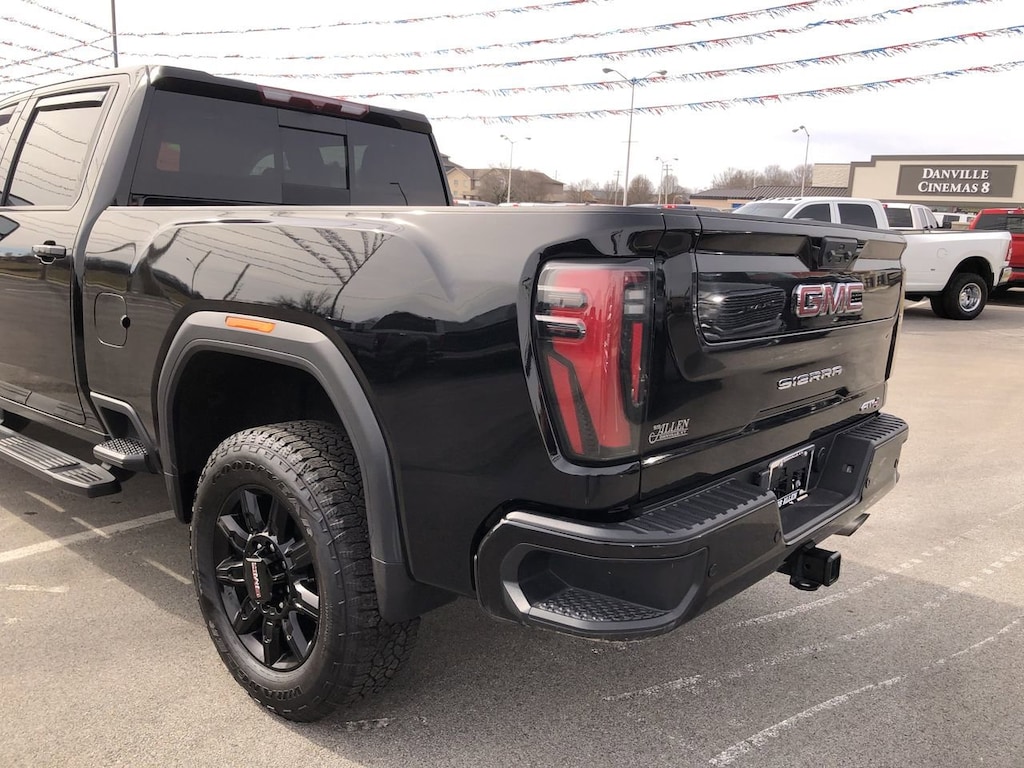 Used 2024 GMC Sierra 2500HD AT4 Truck