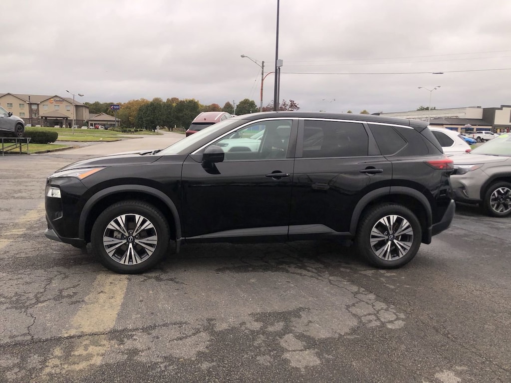 Used 2022 Nissan Rogue SV SUV