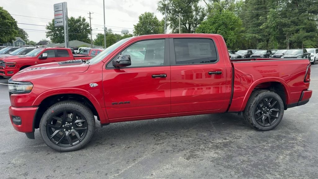 New 2026 Ram 1500 LARAMIE CREW CAB 4X4 5'7 BOX Pickup