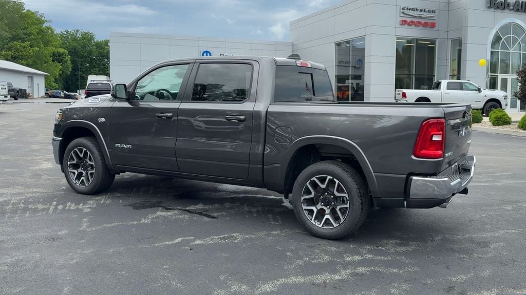 New 2026 Ram 1500 LARAMIE CREW CAB 4X4 5'7 BOX Pickup