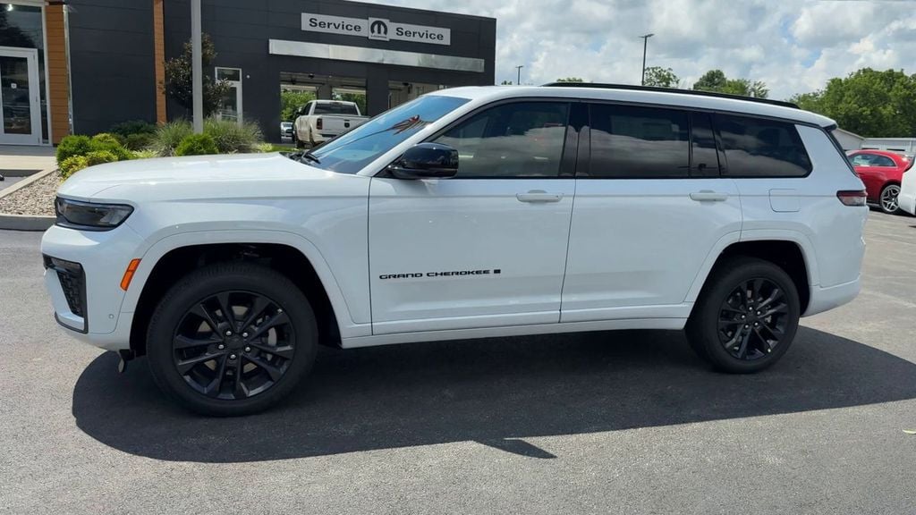 New 2026 Jeep Grand Cherokee L LIMITED RESERVE 4X4 Sport Utility