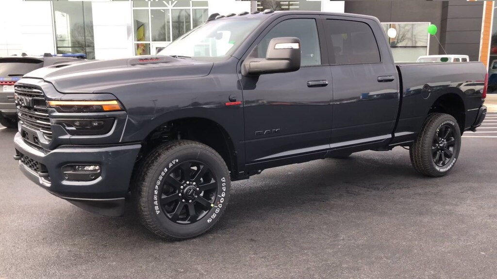 New 2026 Ram 2500 LARAMIE CREW CAB 4X4 6'4 BOX Pickup