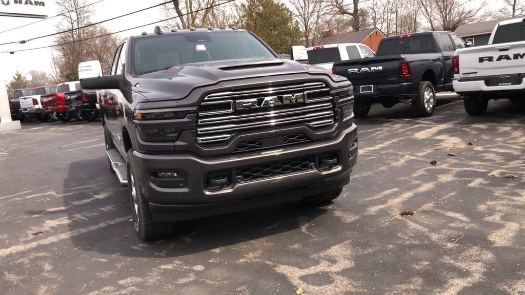 New 2026 Ram 2500 LARAMIE CREW CAB 4X4 6'4 BOX Pickup