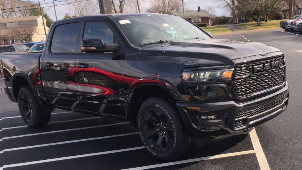 New 2026 Ram 1500 BIG HORN CREW CAB 4X4 5'7 BOX Pickup