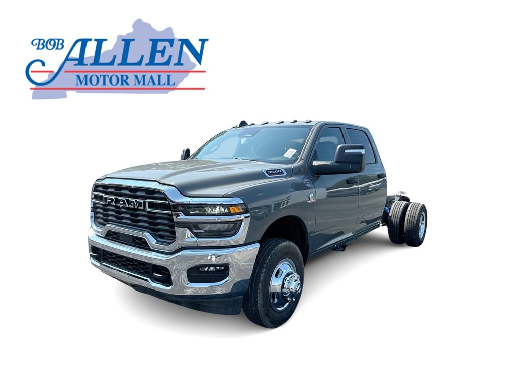 2026 Ram 3500 Chassis Cab TRADESMAN CREW   4X4 60' CA Pickup