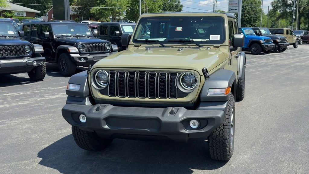 New 2026 Jeep Wrangler 4-DOOR SPORT S Sport Utility