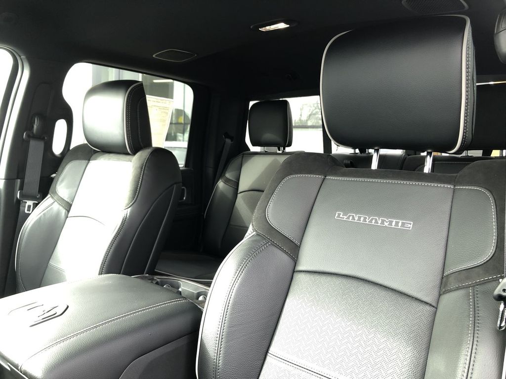 2026 RAM 2500 Laramie - Photo 21