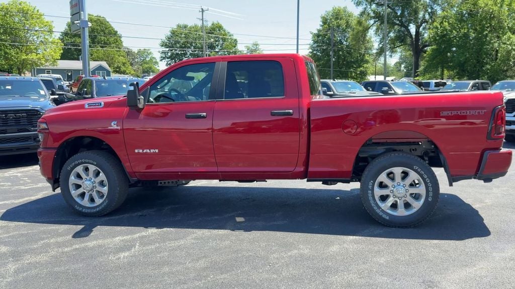 New 2026 Ram 2500 BIG HORN CREW CAB 4X4 6'4 BOX Pickup
