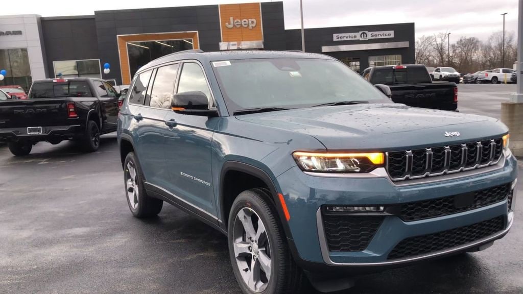 New 2026 Jeep Grand Cherokee L LIMITED 4X4 Sport Utility