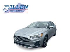 2020 Ford Fusion SE Sedan