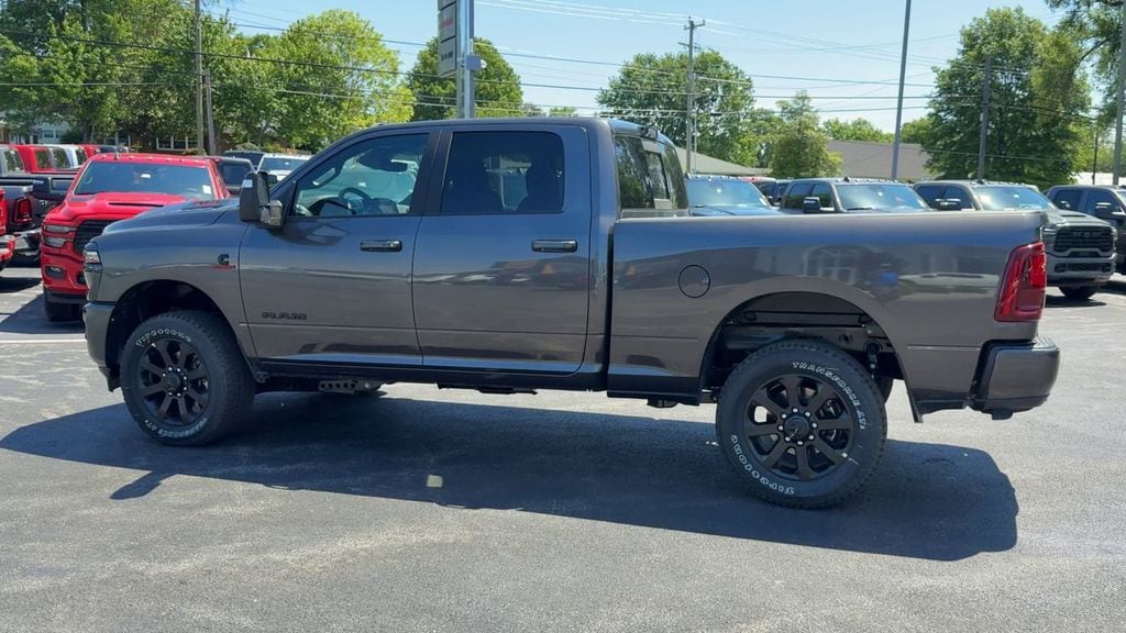 New 2026 Ram 2500 LARAMIE CREW CAB 4X4 6'4 BOX Pickup
