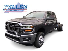 2026 Ram 3500 Chassis Cab TRADESMAN CREW   4X4 60' CA Pickup