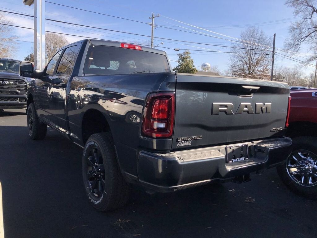 New 2026 Ram 2500 BIG HORN CREW CAB 4X4 6'4 BOX Pickup