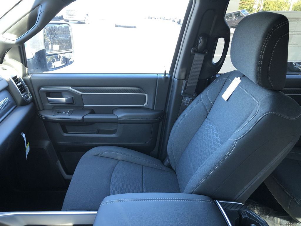 2026 RAM 2500 Big Horn - Photo 23