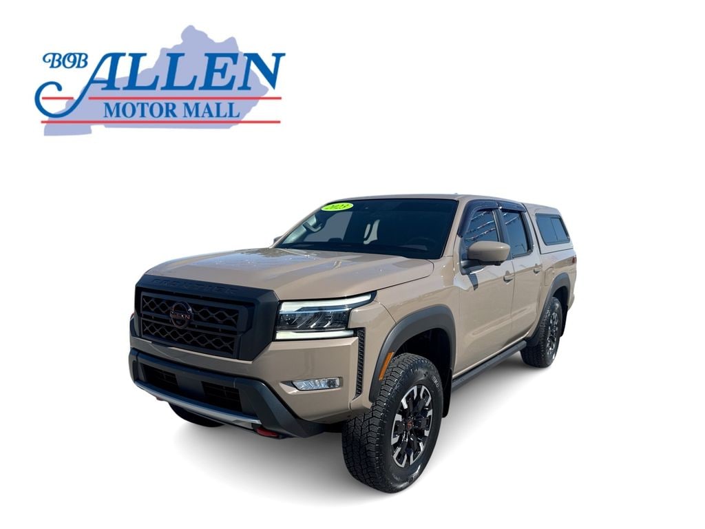 2023 Nissan Frontier PRO-4X Crew Cab 4X4's photo