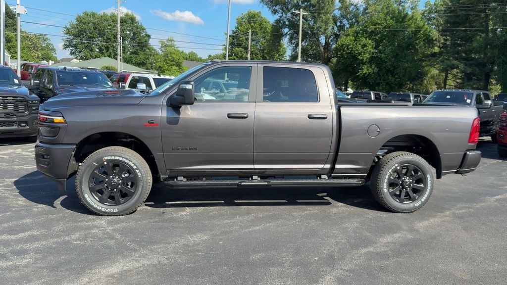 New 2026 Ram 2500 LARAMIE CREW CAB 4X4 6'4 BOX Pickup