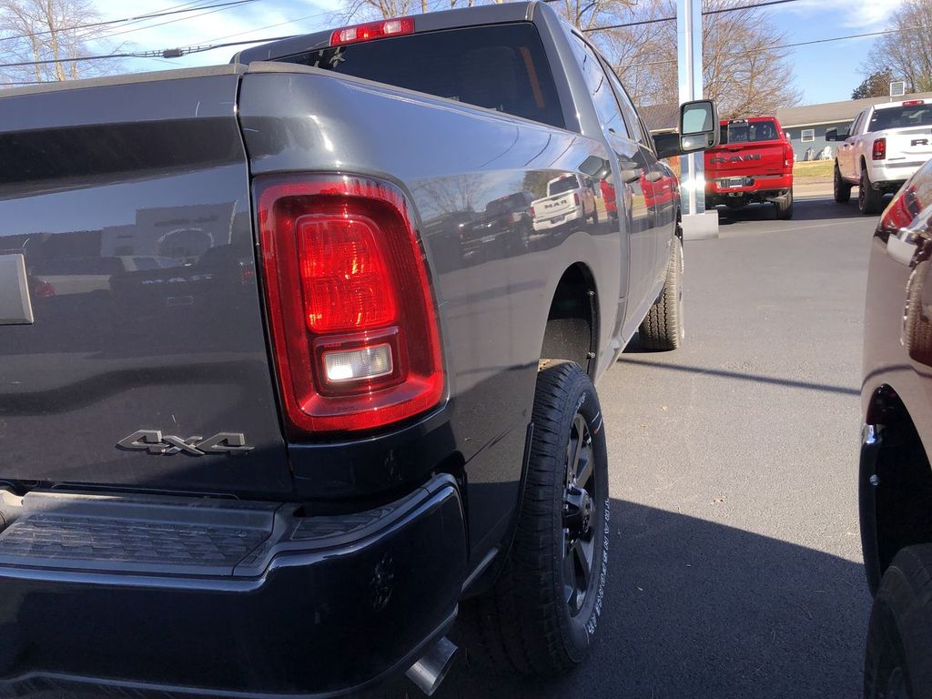 2026 RAM 2500 Big Horn - Photo 5