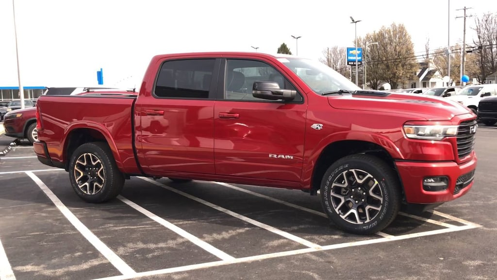 New 2026 Ram 1500 LARAMIE CREW CAB 4X4 5'7 BOX Pickup