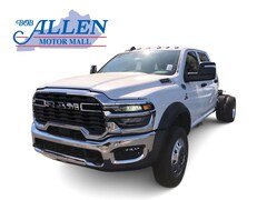 2026 Ram 4500 Chassis Cab TRADESMAN  CREW  4X4 60' CA Pickup