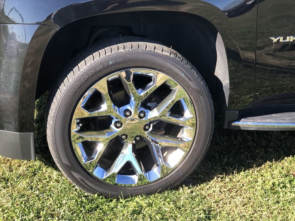 Used 2019 GMC Yukon XL SLT SUV