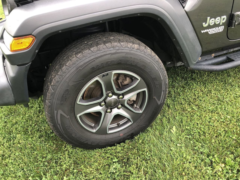 Used 2018 Jeep Wrangler Unlimited Sport Convertible