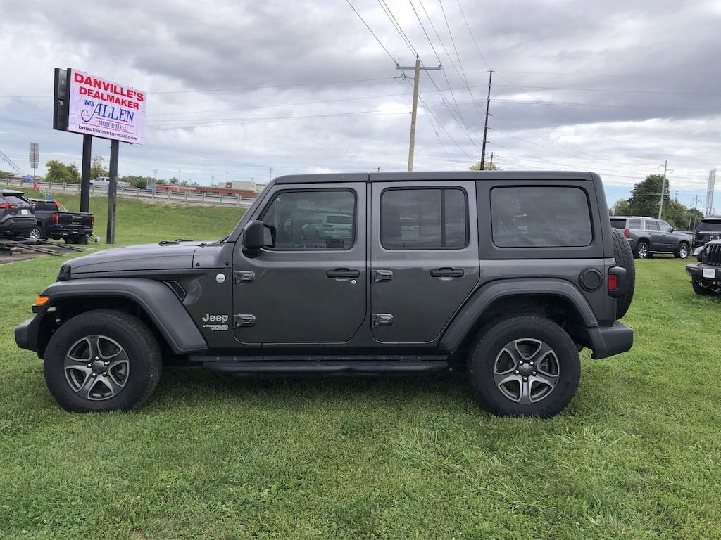 Used 2018 Jeep Wrangler Unlimited Sport Convertible