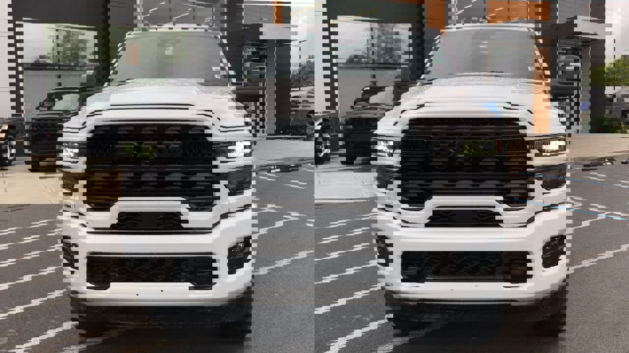 2026 Ram 2500 Big Horn photo 3