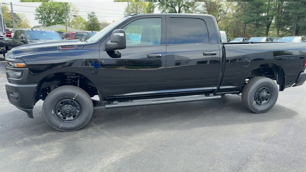 New 2026 Ram 2500 TRADESMAN CREW CAB 4X4 6'4 BOX Pickup