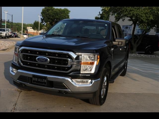 Used 2022 Ford F-150 XLT with VIN 1FTFW1ED2NFB64333 for sale in Kansas City