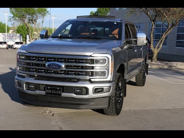 Used 2023 Ford F-250 Super Duty Platinum with VIN 1FT7W2BT6PED71063 for sale in Overland Park, KS