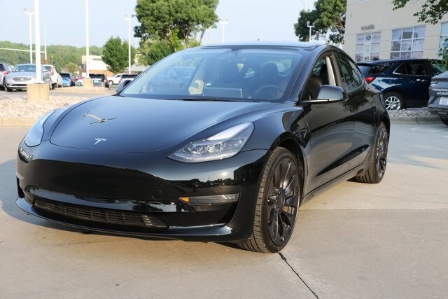 Used 2022 Tesla Model 3 Performance with VIN 5YJ3E1EC5NF299632 for sale in Overland Park, KS