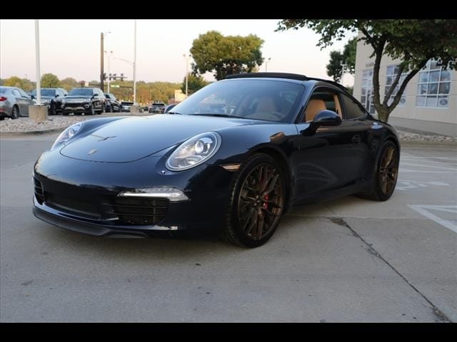 Used 2012 Porsche 911 Carrera S with VIN WP0AB2A9XCS121215 for sale in Overland Park, KS