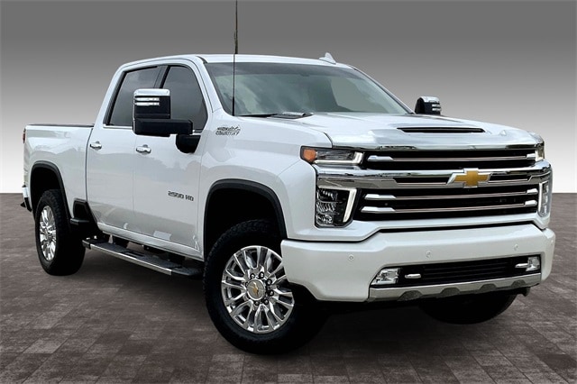 Used 2022 Chevrolet Silverado 2500HD High Country with VIN 1GC4YREY8NF238597 for sale in Ottawa, KS