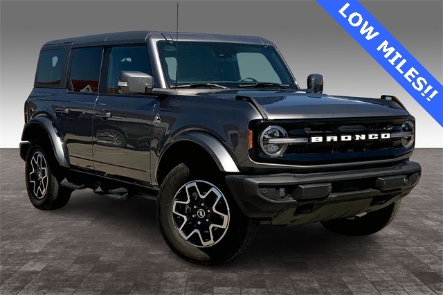 Used 2023 Ford Bronco 4-Door Outer Banks with VIN 1FMEE5BP0PLB68160 for sale in Kansas City