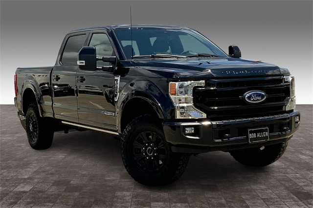 Used 2022 Ford F-250 Super Duty Lariat with VIN 1FT8W2BT9NEF57858 for sale in Kansas City