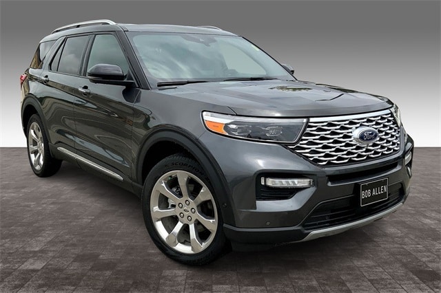 Used 2020 Ford Explorer Platinum with VIN 1FM5K8HC2LGA62228 for sale in Kansas City