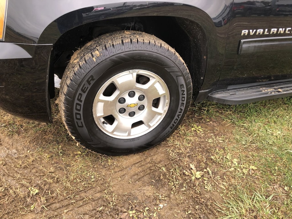 Used 2013 Chevrolet Avalanche LT Black Diamond Truck Crew Cab