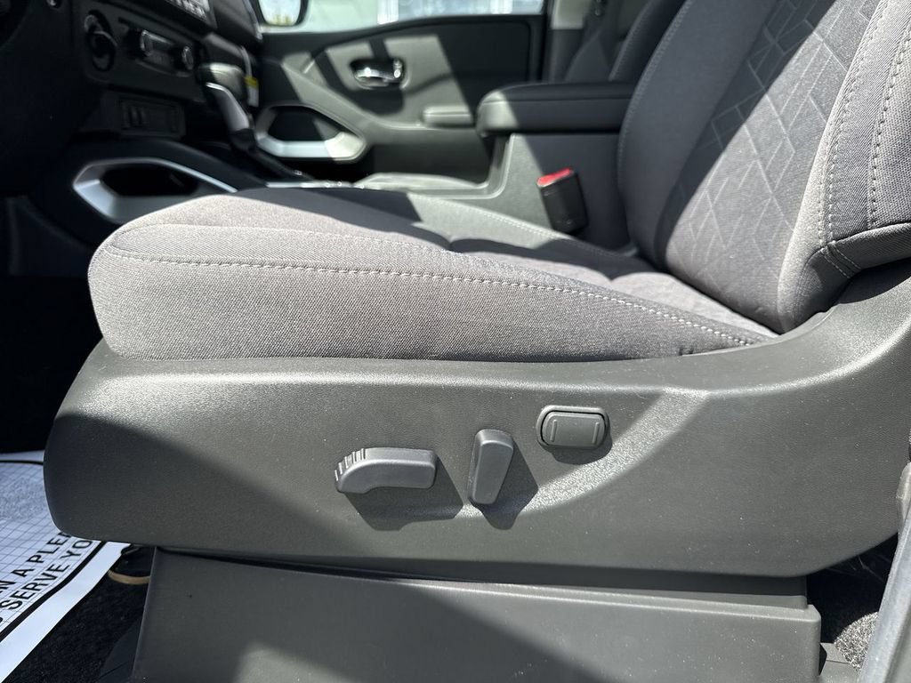 2026 Nissan Frontier SV - Photo 22